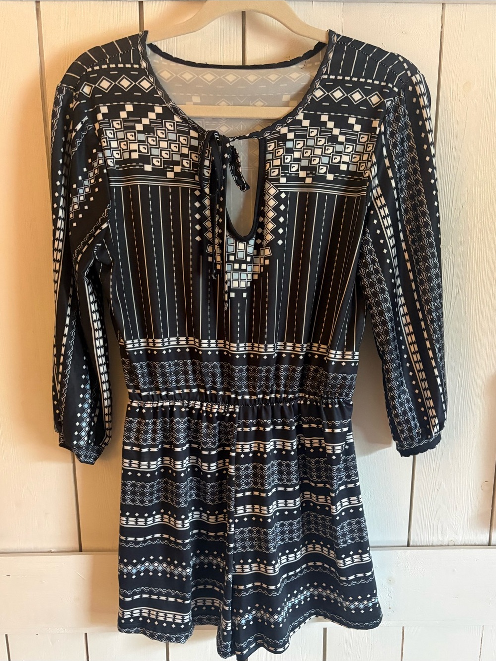 Cute black & white romper